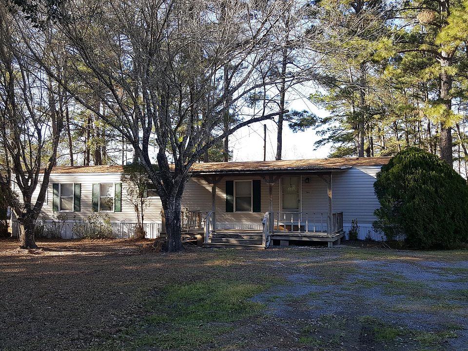 1st image of 2674 Woodlake Dr