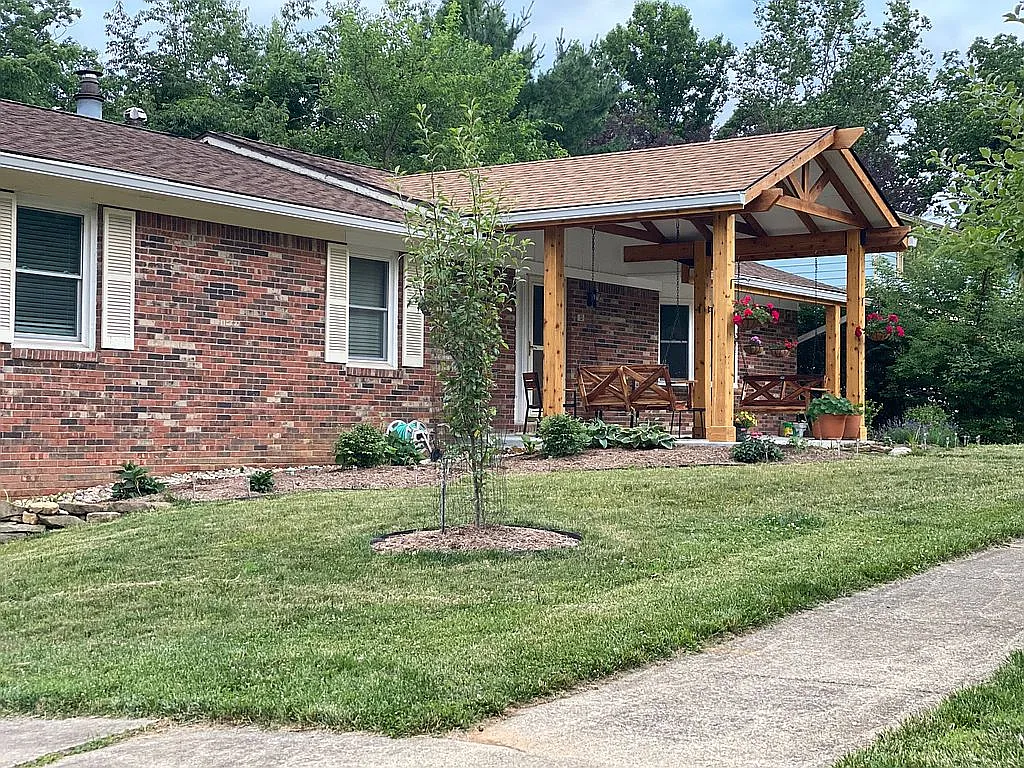 2230 E Rock Creek Dr photo 1