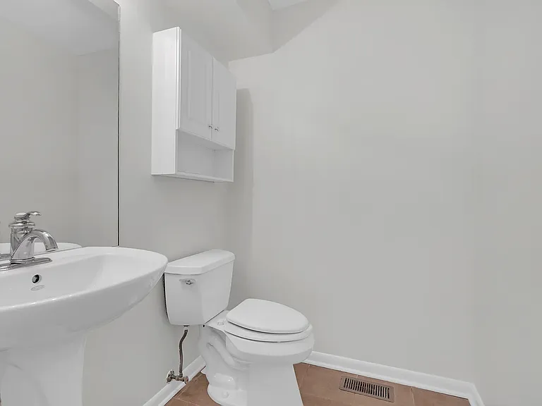5370 Sequoia Ct — Photo 6