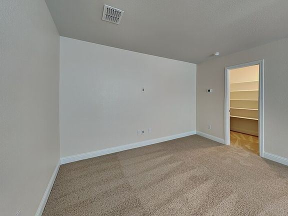 4th image of 8441 Royal Star Rd