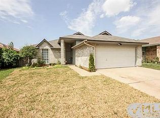 527 Sea Rim Dr, Arlington, TX 76018