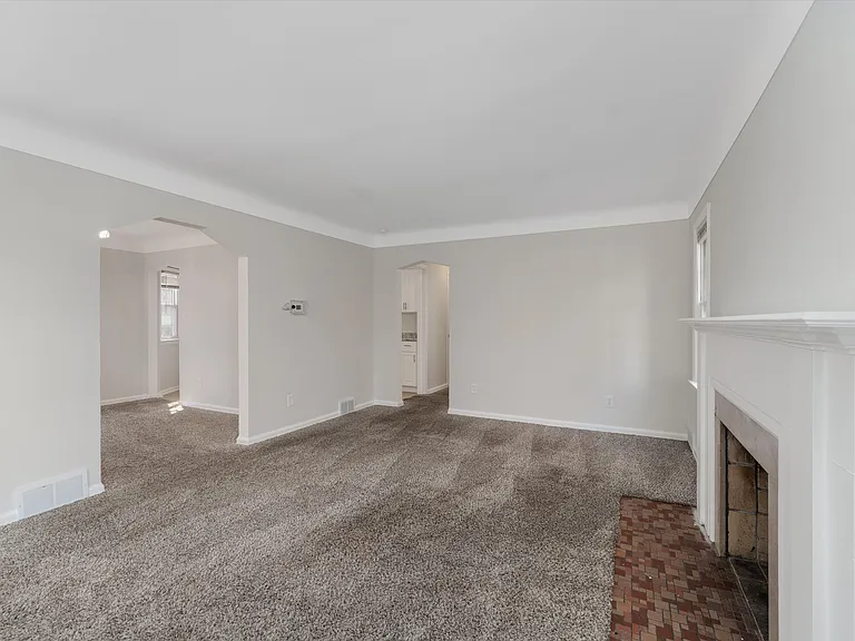 4105 Grayton St — Photo 5