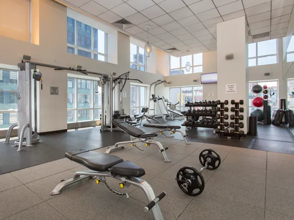 350 West 42nd Street image 14 of 17