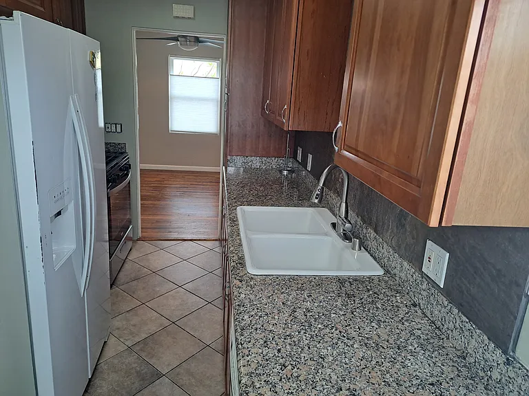 656 Corvina St — Photo 17