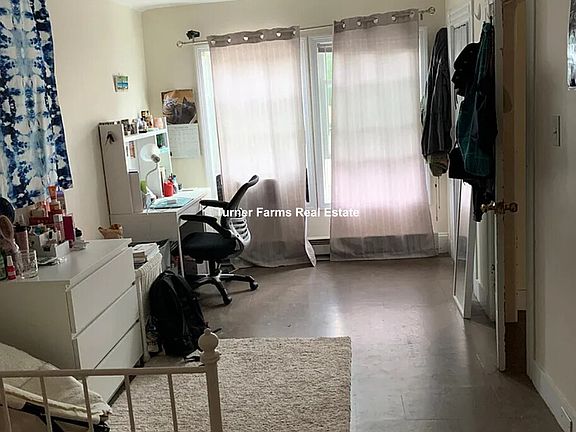 4th image of 21 Orchard St #2