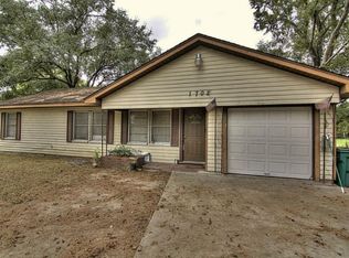 1702 Miami Rd, Pasadena, TX 77502