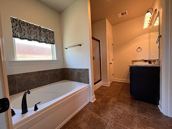 5th image of 16248 Timberstone Dr