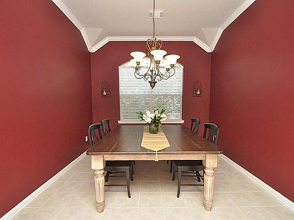 3rd image of 26410 Sundown Cove Ln