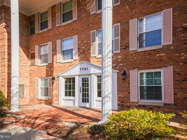 7721 Tremayne Pl APT 309, McLean, VA 22102
