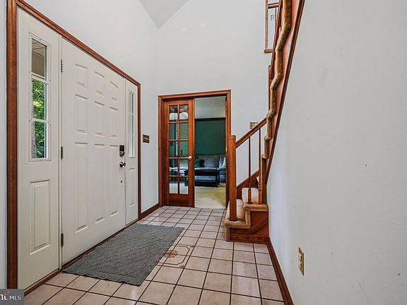5th image of 89 Pine Valley Rd