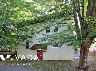 2026 Franklin St #4, Vancouver, BC V5L 1R3