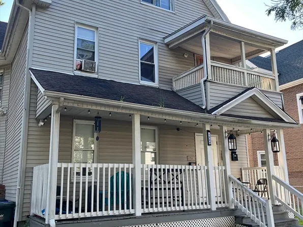 1526 Dwight St, Springfield, MA 01107