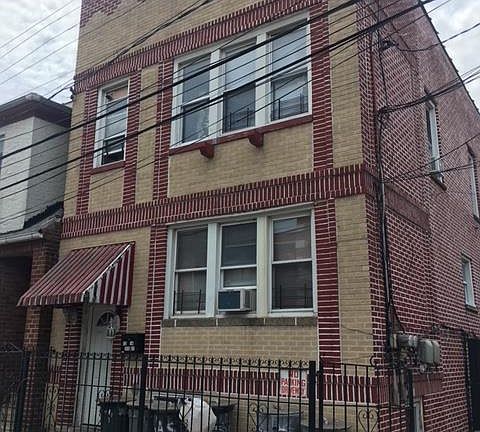 4th image of 5304 106th Street