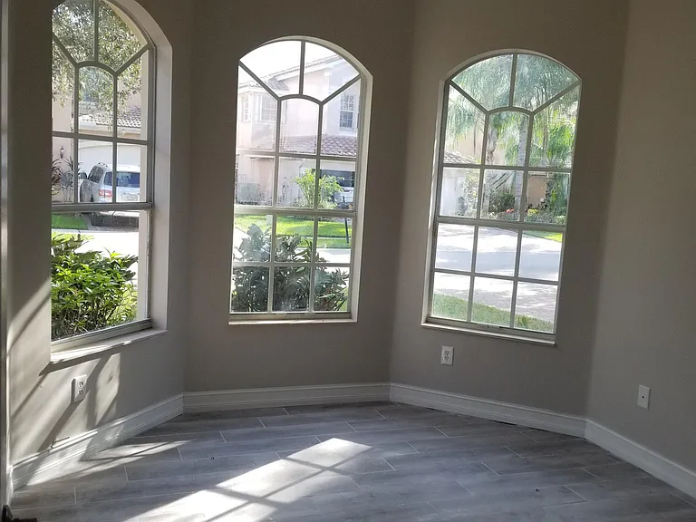 11266 Millpond Greens Dr — Photo 5