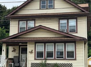 670 Harrison Ave, Peekskill, NY 10566