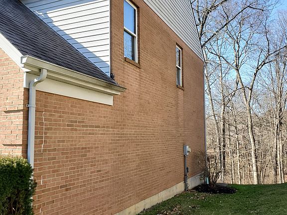 4th image of 207 W Stoneridge Dr
