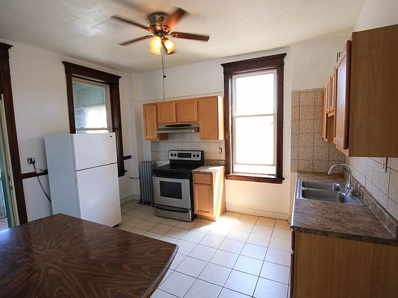 4th image of 3546 W Fullerton Ave #3