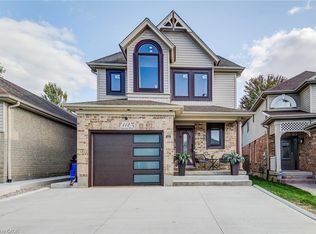 112 Amanda Walk, Cambridge, ON N3C4K7