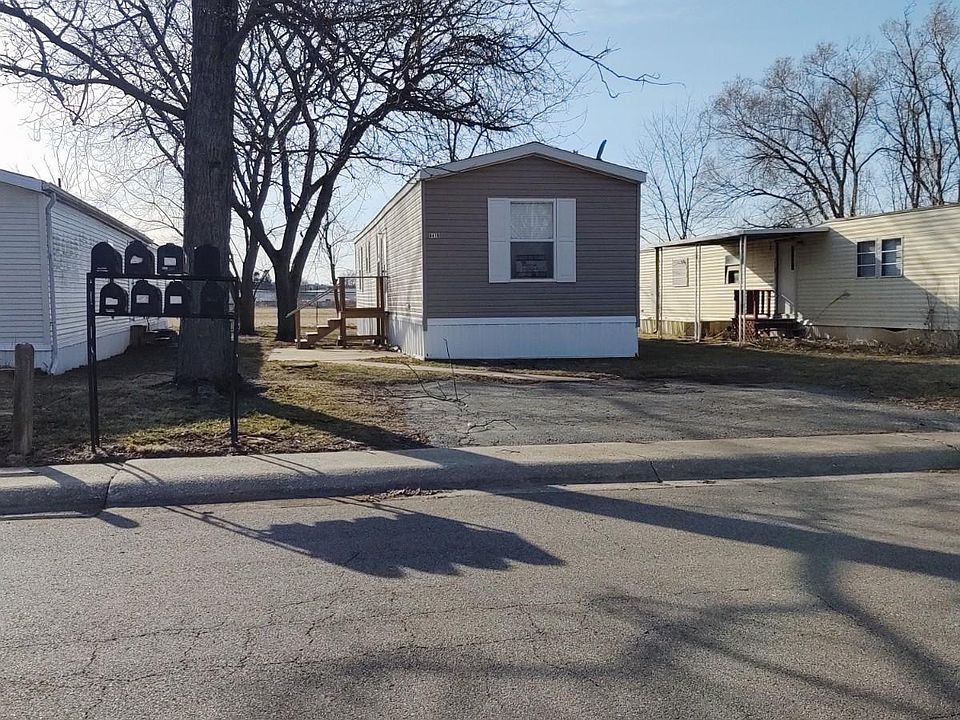 1st image of 8419 N Selkirk Dr