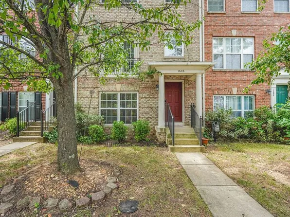 1606 Wilcox Ave, Fredericksburg, VA 22401