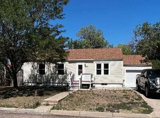 600 Wayne Ave, Lakin, KS 67860
