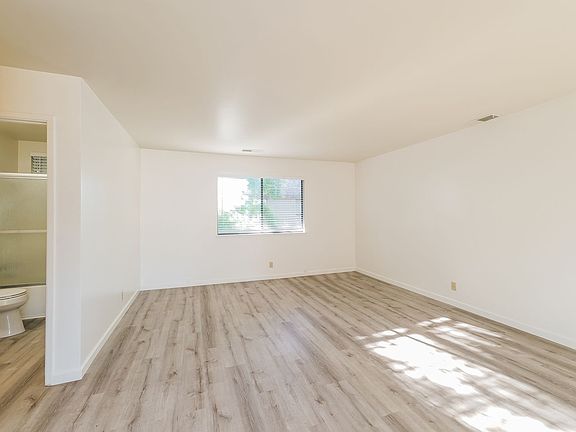 5th image of 7909 Swartz Ave #A-d