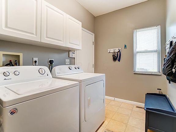 5th image of 418 Highbanks Valley Ct #418