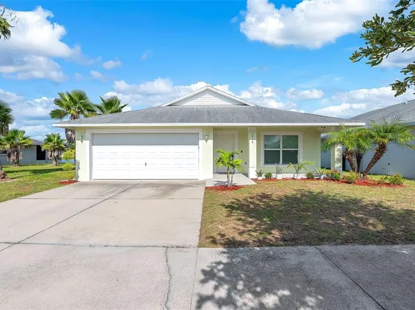 1453 Blossom Bayou Cir, Ruskin, FL 33570