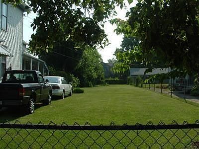 3rd image of 26 Ringgold St