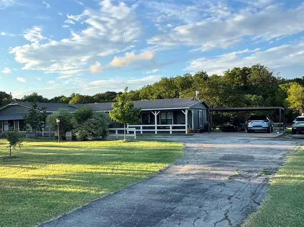 550 Brookshire St, Powell, TX 75153