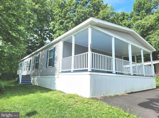 197 Willington Dr, Macungie, PA 18062