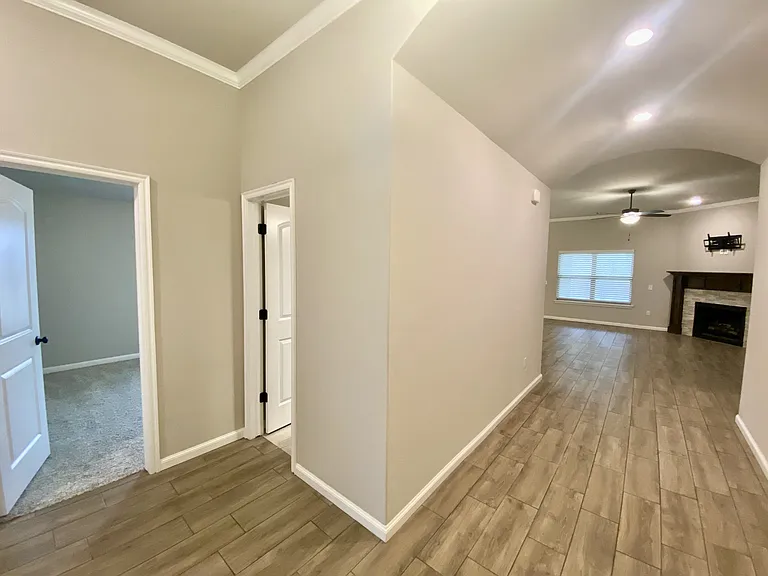 1144 Osprey Dr — Photo 10