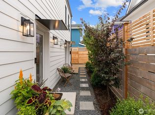 128 28th Ave #B, Seattle, WA 98122