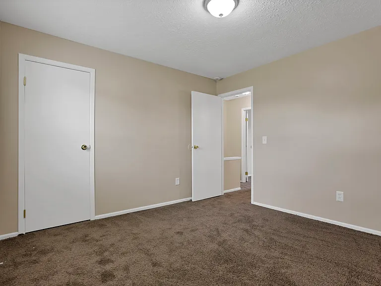 6882 Garden Terrace Rd — Photo 7