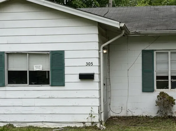 305 W 7th St, Cahokia, IL 62206