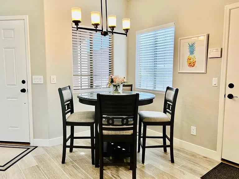 492 E Rainbow Dr — Photo 17