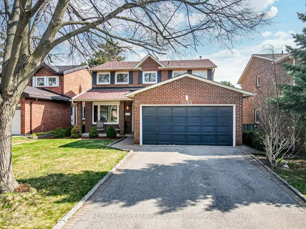 3953 Selkirk Pl, Mississauga, ON L5L 3L5
