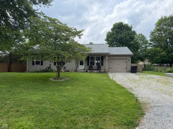205 Jefferson Valley, Coatesville, IN 46121