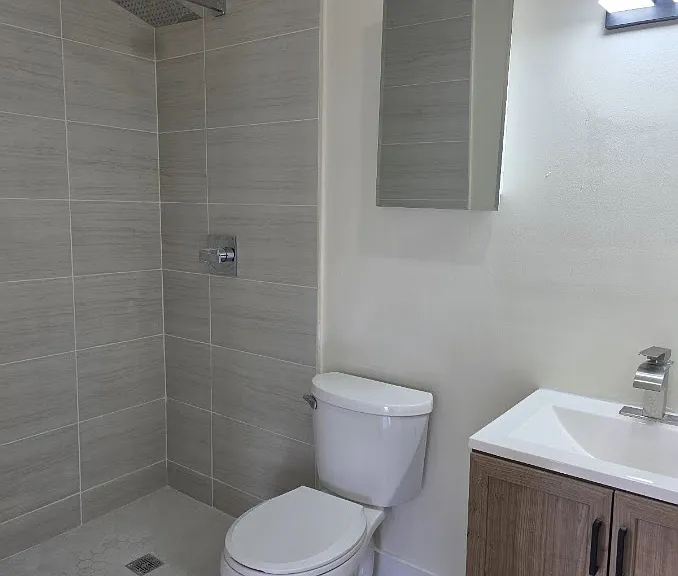 6010 NW 22nd Ave — Photo 10