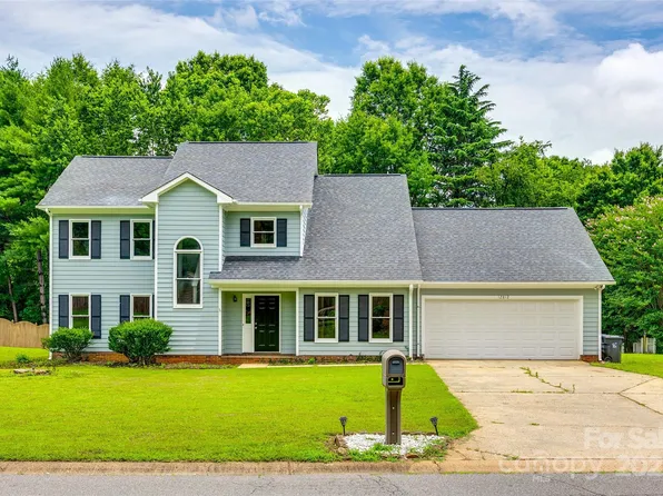 12812 Bradford Hill Ln, Huntersville, NC 28078