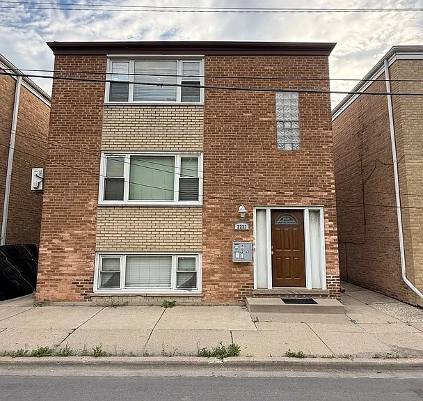 2232 N River Rd #3 — Photo 19