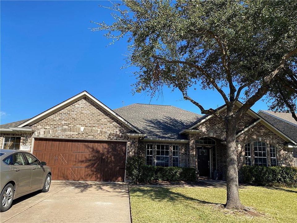 1st image of 2437 Arbor Dr
