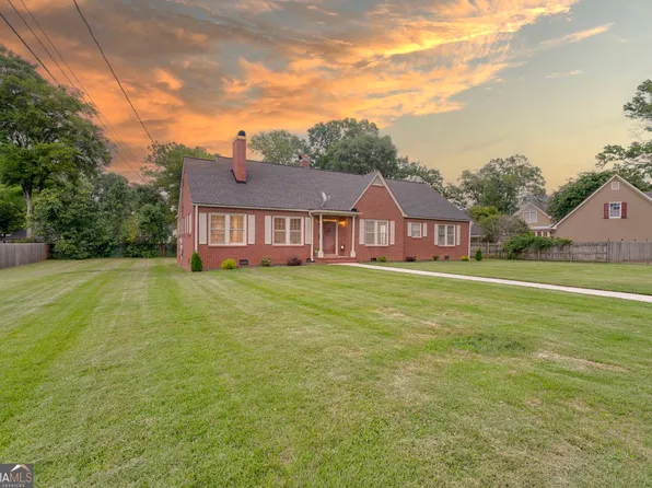 210 W Fairmount Ave, Cedartown, GA 30125