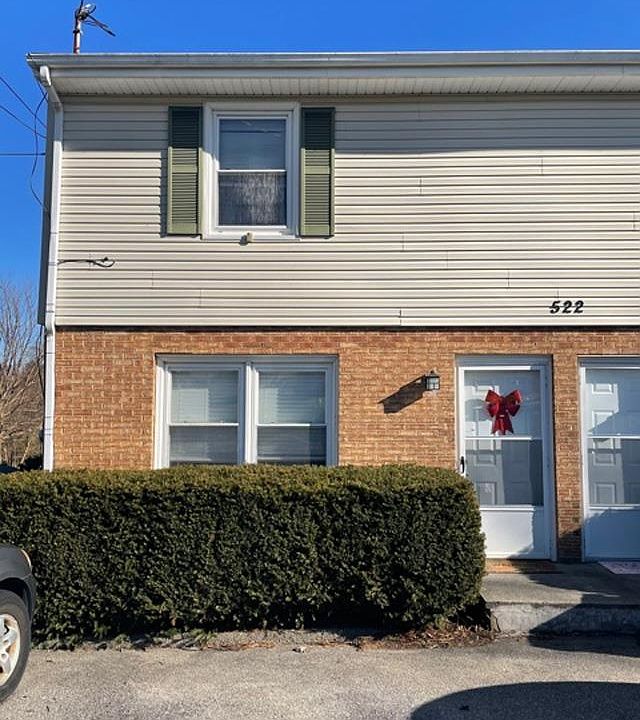 1st image of 522 S Franklin St #A
