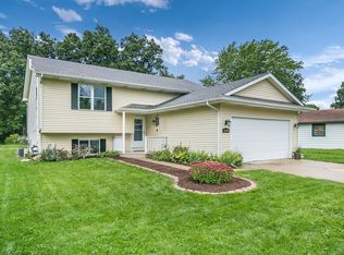10152 8th Ave, Pleasant Prairie, WI 53158