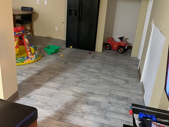 3rd image of 1154 Constitution Dr