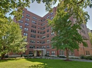 1585 Ridge Ave APT 309, Evanston, IL 60201