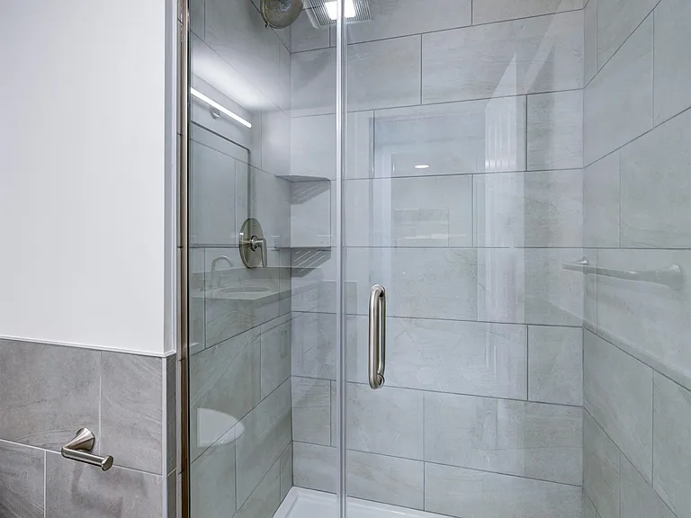 2059 Lafayette Rd #203 — Photo 17