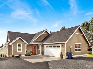 1115 Front St, Lynden, WA 98264