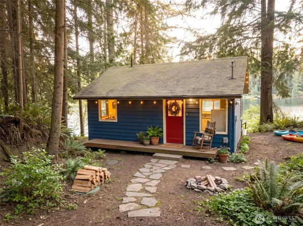 4945 Lakeside Drive, Langley, WA 98260